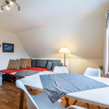 Kampstraße Obergeschoss Apartment *